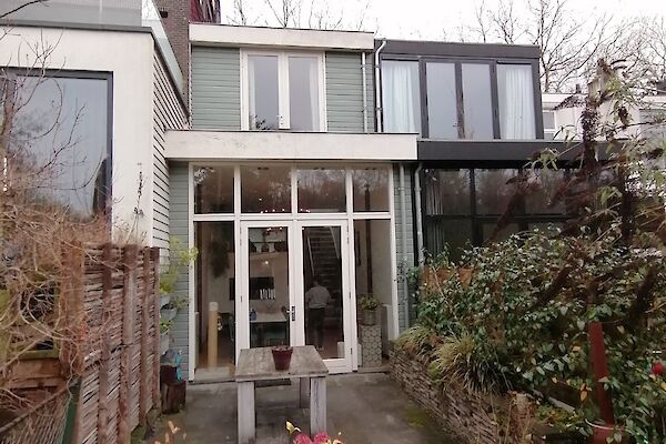 Optopping 2 verdiepingen te Amsterdam
