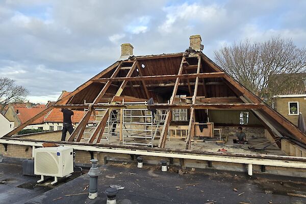 Interne verbouwing bar te West-Terschelling