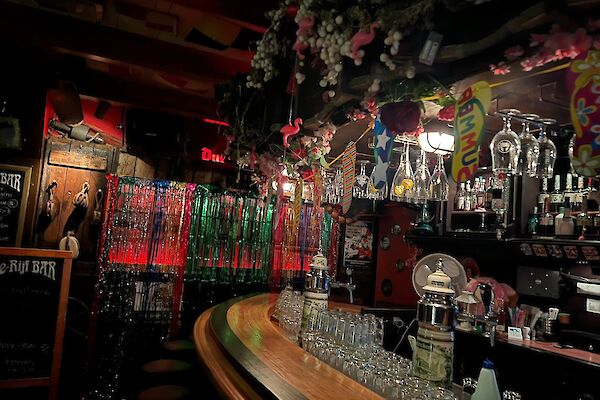 Interne verbouwing bar te West-Terschelling