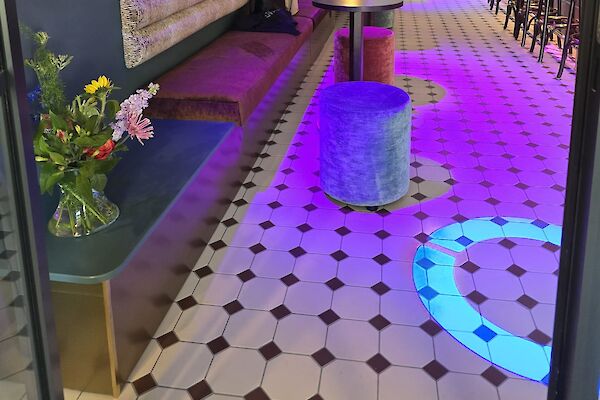 Interne verbouwing bar te West-Terschelling