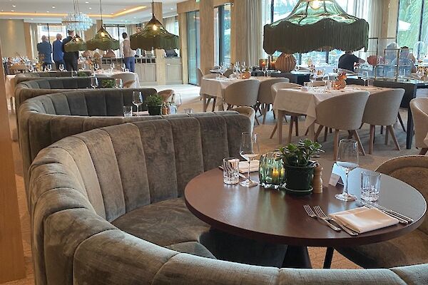 Realisatie sloop, nieuwbouw en renovatie Hotel Volendam