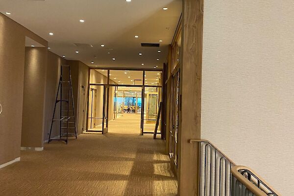 Realisatie sloop, nieuwbouw en renovatie Hotel Volendam